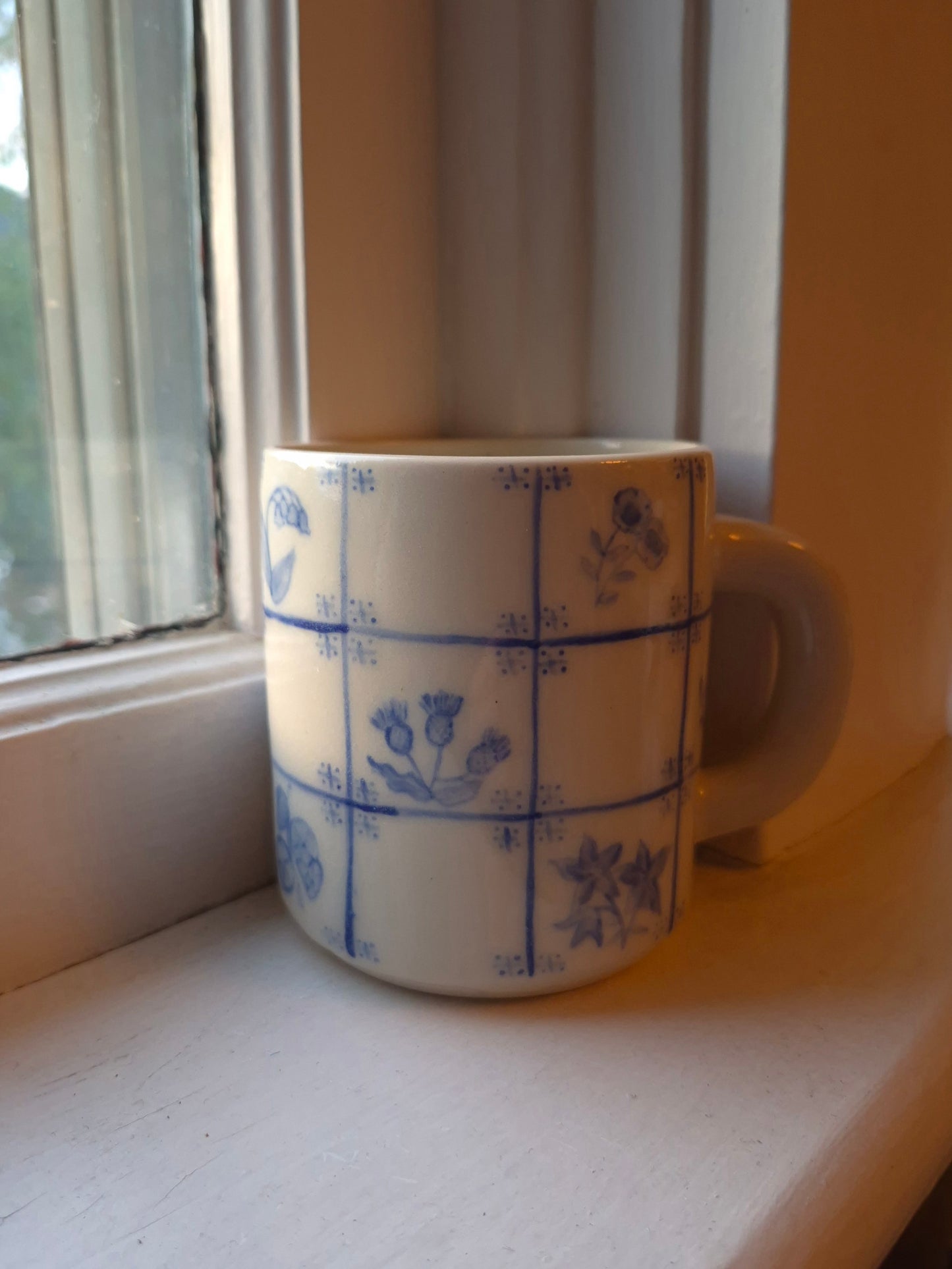 Delft Tile Mug, Flower