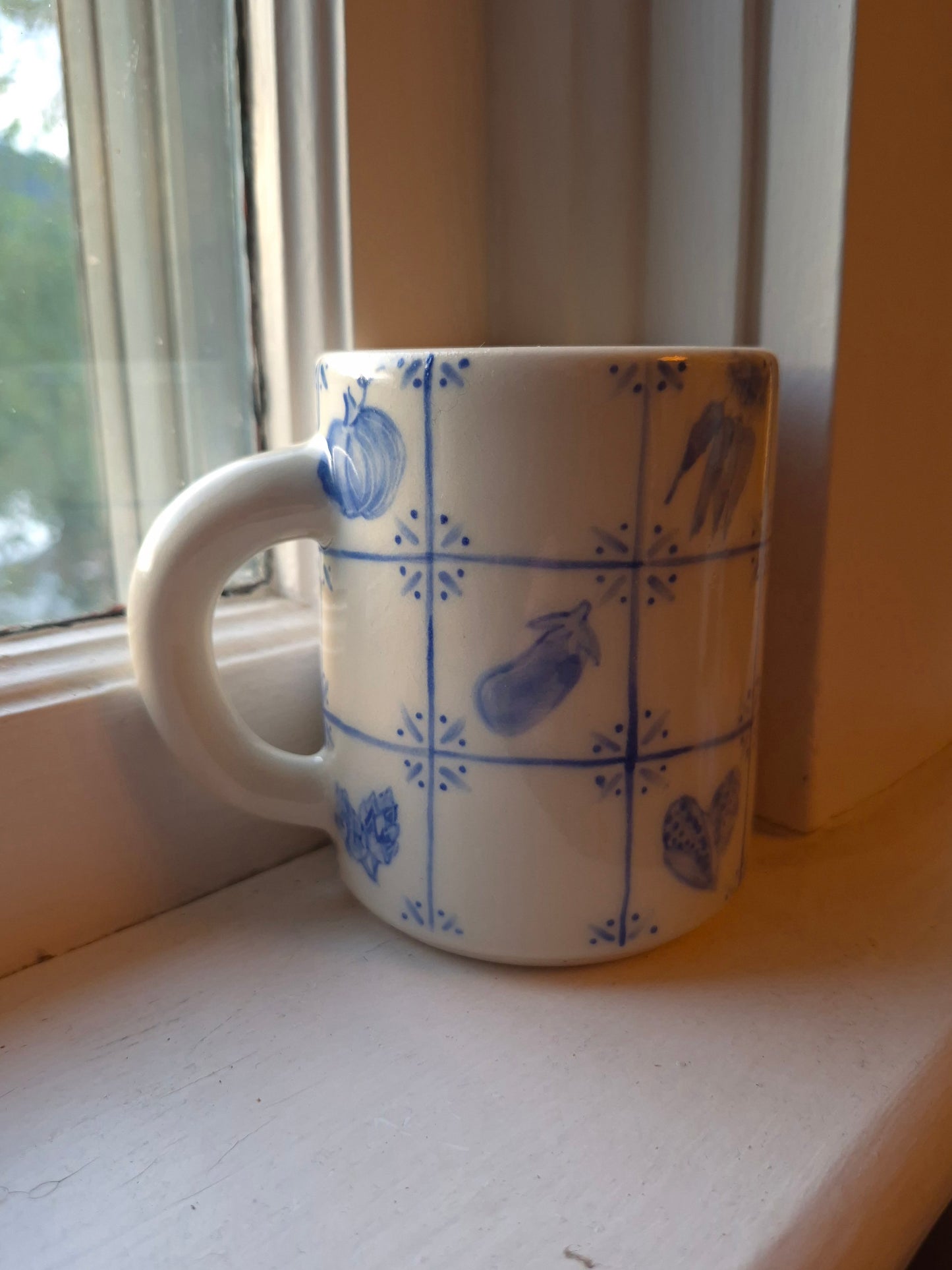 Delft Tile Mug, Vegetables